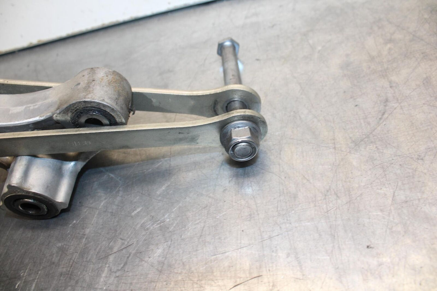 23 KAWASAKI NINJA ZX6R 636 REAR DOGBONE SHOCK LINKAGE LINK BB609