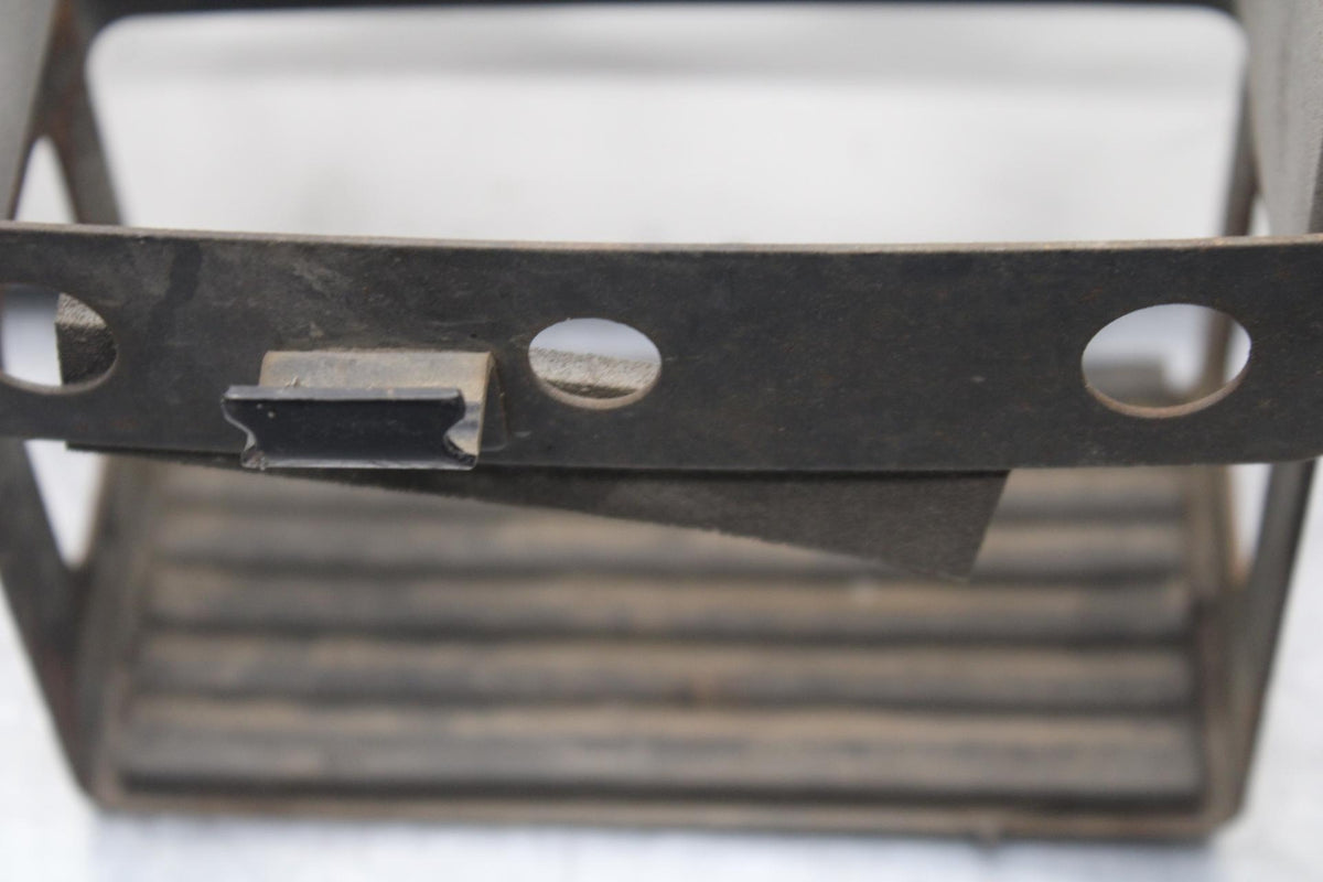 80-83 SUZUKI GS750E BATTERY BOX TRAY BB82