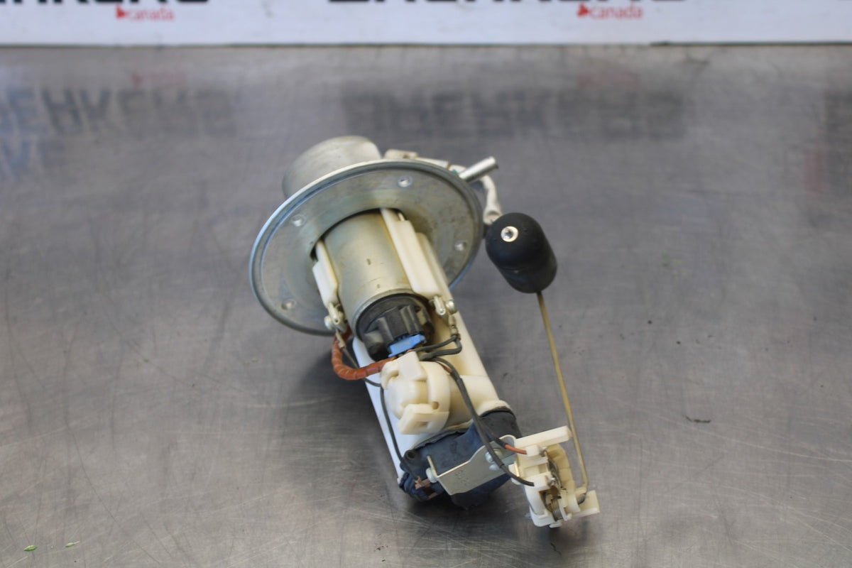 06-07 SUZUKI GSXR 600 FUEL PUMP GAS PETROL SENDER UNIT BB863