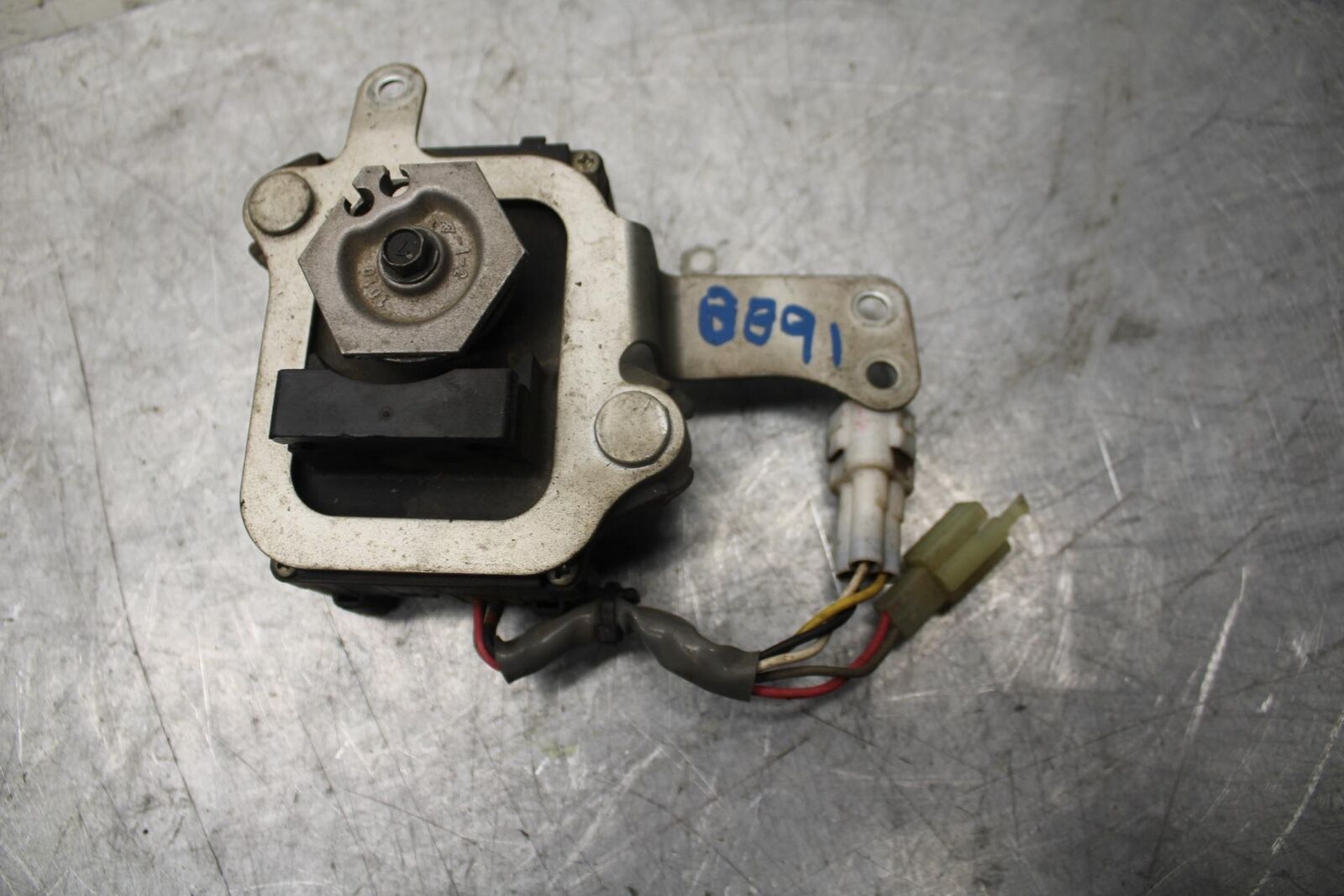 2007 Kawasaki Ninja ZX6R ZX600P EXHAUST VALVE SERVO MOTOR 21174-0005 BB47