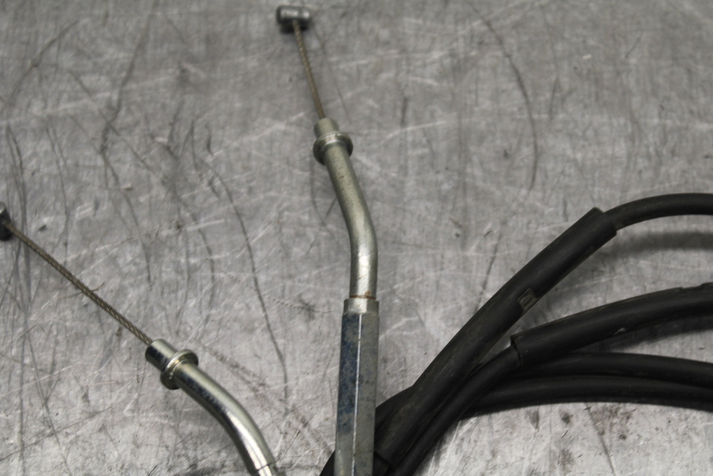 06-07 SUZUKI GSXR750 THROTTLE CABLES LINES  BB110