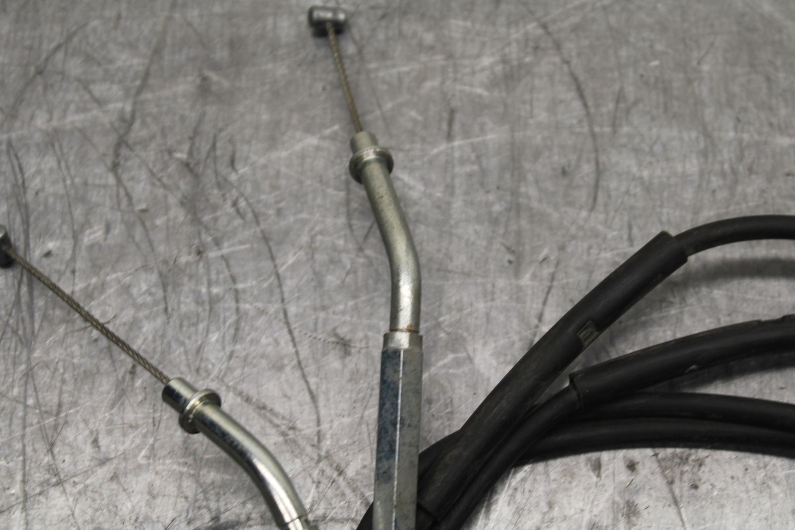 06-07 SUZUKI GSXR750 THROTTLE CABLES LINES  BB110