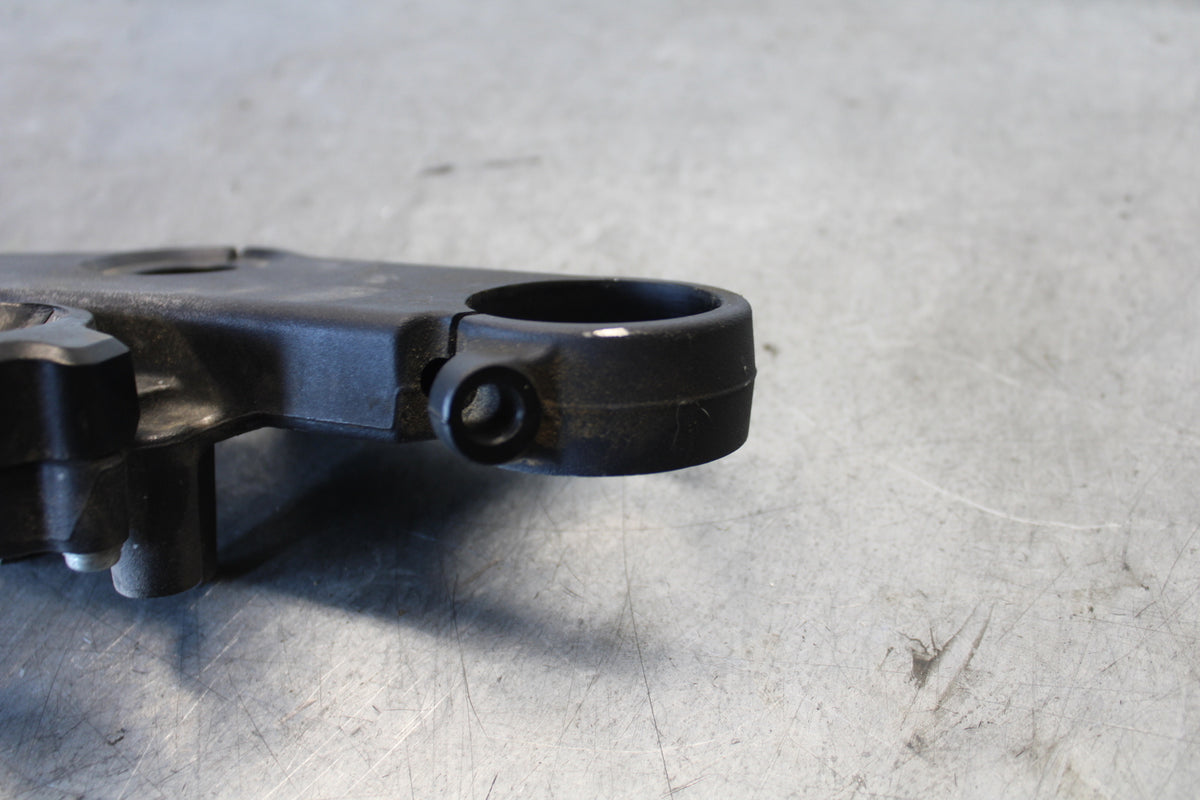 03-04 HONDA CBR600RR FORKS UPPER TRIPLE TREE CLAMP 53300-MEE-000 BB661