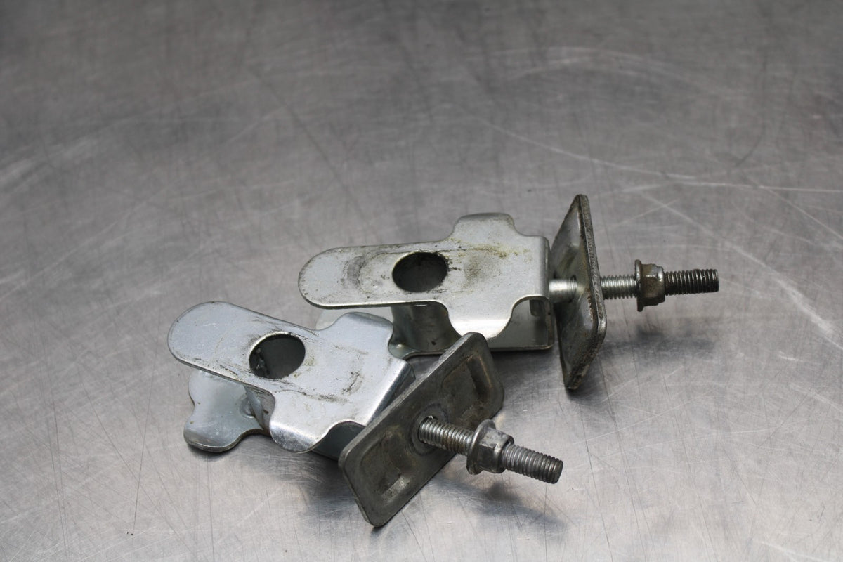 15 SUZUKI GW250F SWINGARM CHAIN TENSIONER ADJUSTMENT BRACKETS  BB789