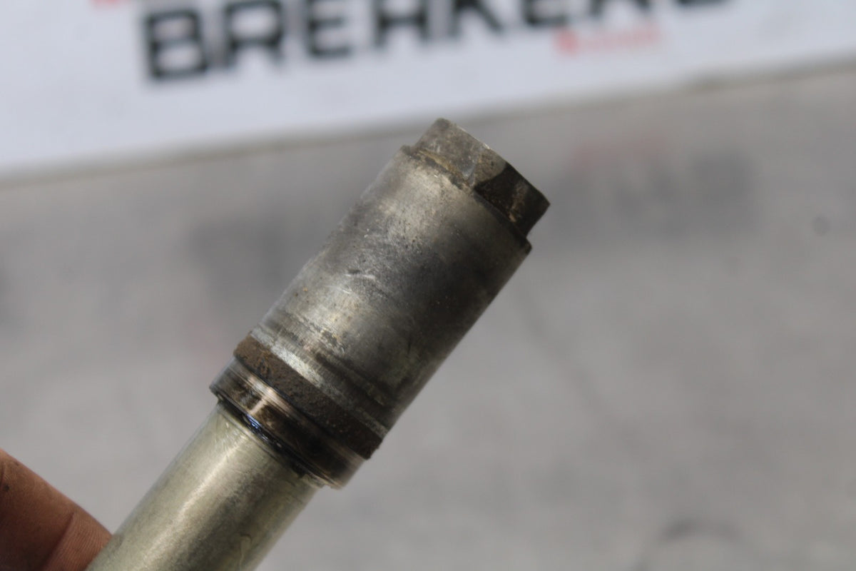 97-00 SUZUKI GSXR600 SRAD FRONT WHEEL RIM AXLE PIVOT BOLT BB921