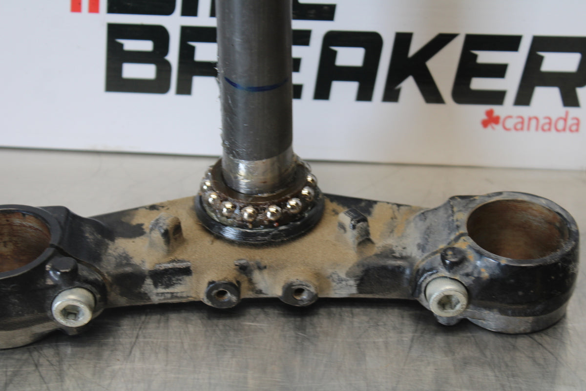 09-15 YAMAHA FZ6R FRONT FORKS CLAMP LOWER TRIPLE TREE STEM BB161