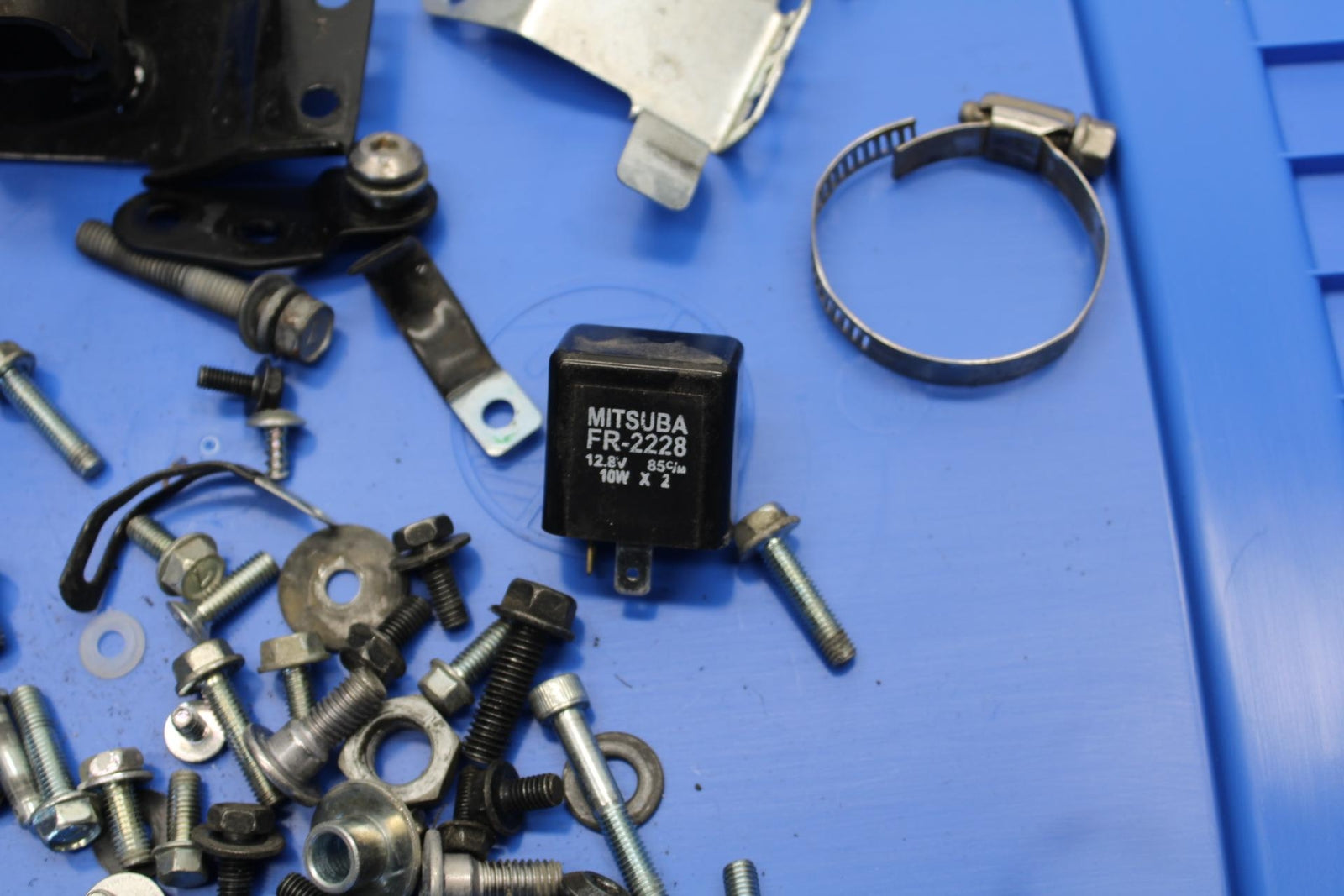 15-16 KAWASAKI EX300 MISCELLANEOUS MOUNTING BOLTS HARDWARE MOTOR BB635