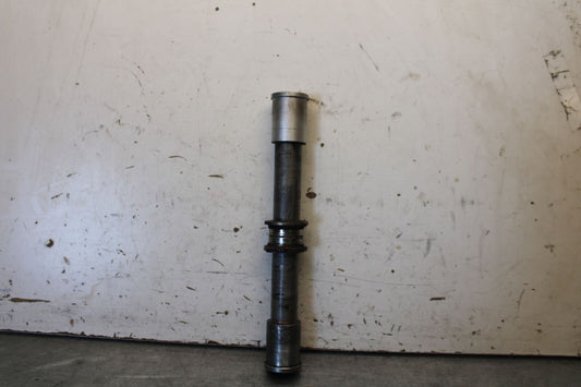 09-12 KAWASAKI NINJA ZX6R ZX600R FRONT WHEEL RIM AXLE BOLT 41068-0604 BB656