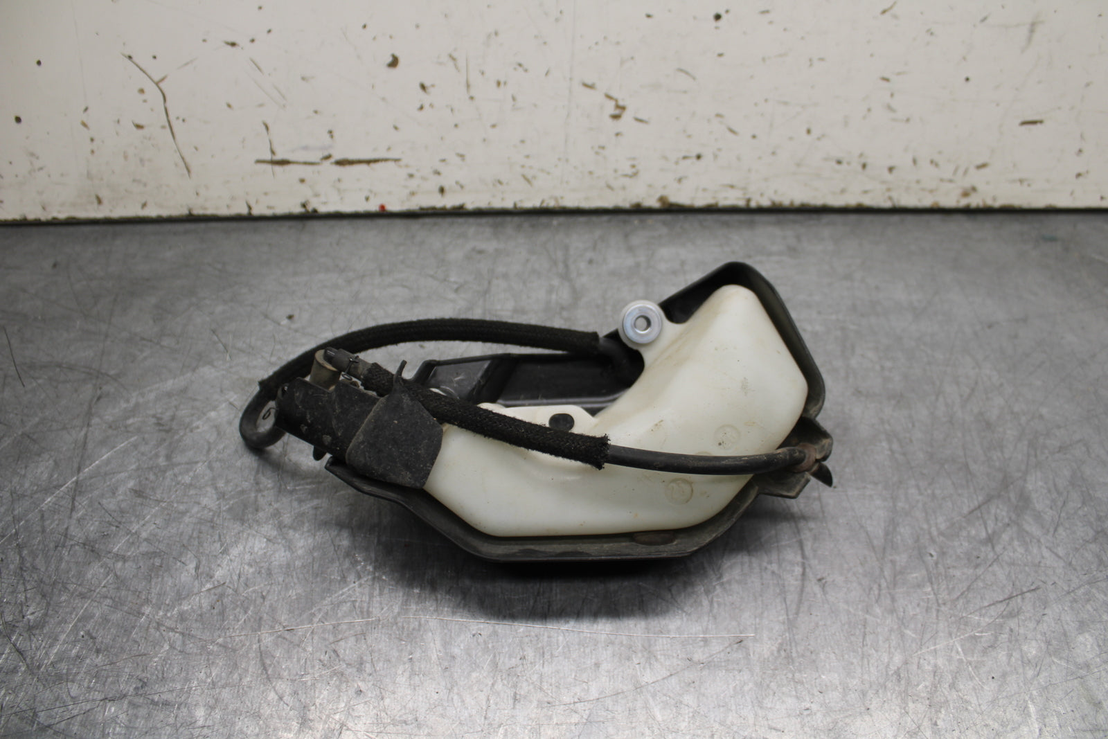 22-24 YAMAHA XSR900 COOLANT WATER TANK RESERVOIR BOTTLE BB710