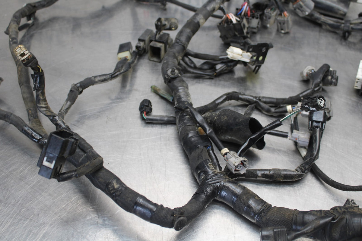 23-26 KAWASAKI NINJA ZX4RR MAIN ENGINE WIRING HARNESS MOTOR WIRE LOOM BB872