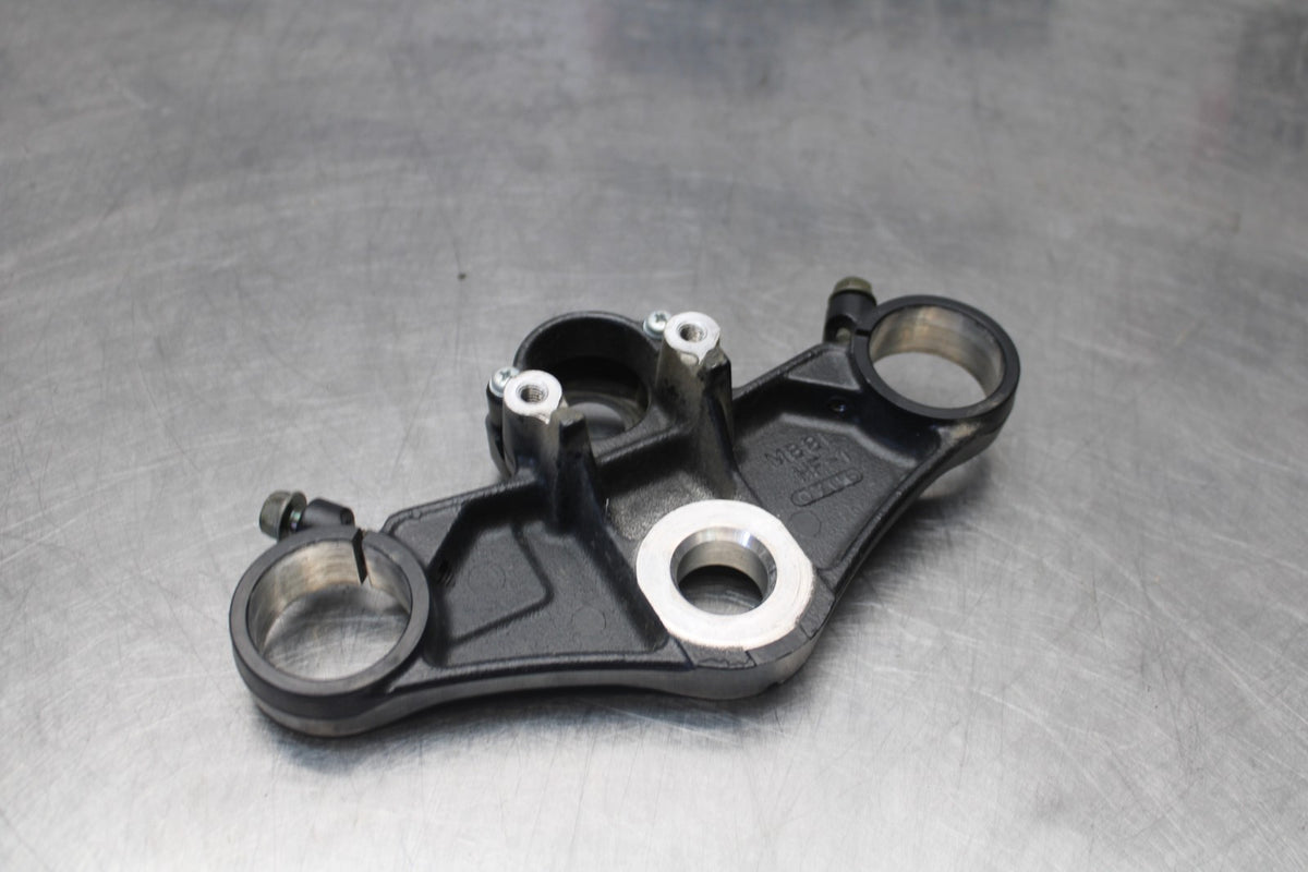 98-05 HONDA SUPER HAWK 1000 VTR1000F FORKS UPPER TRIPLE TREE CLAMP BB924