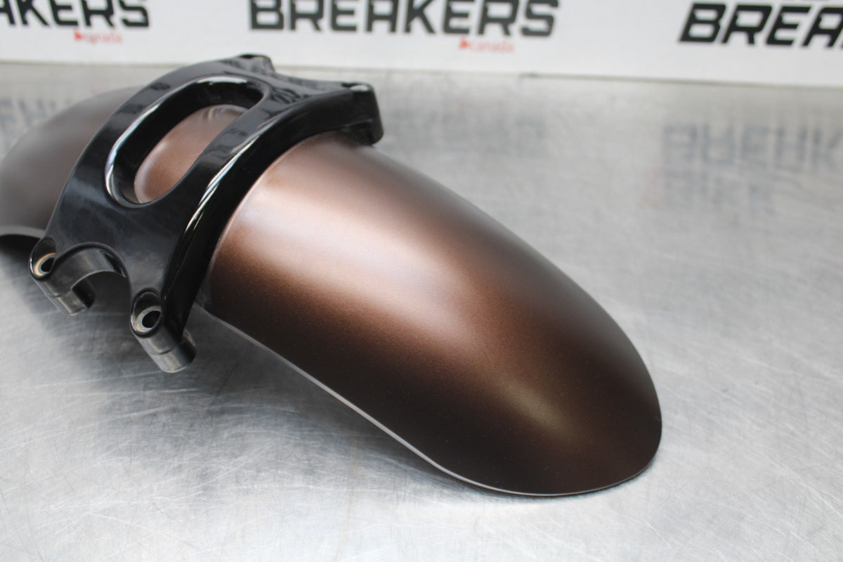 19 MOTO GUZZI V7 III FRONT WHEEL FENDER COWL FAIRING BB831