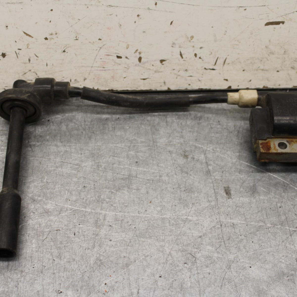 16-24 KTM 390 RC IGNITION COIL SPARK PLUG CAP  BB648