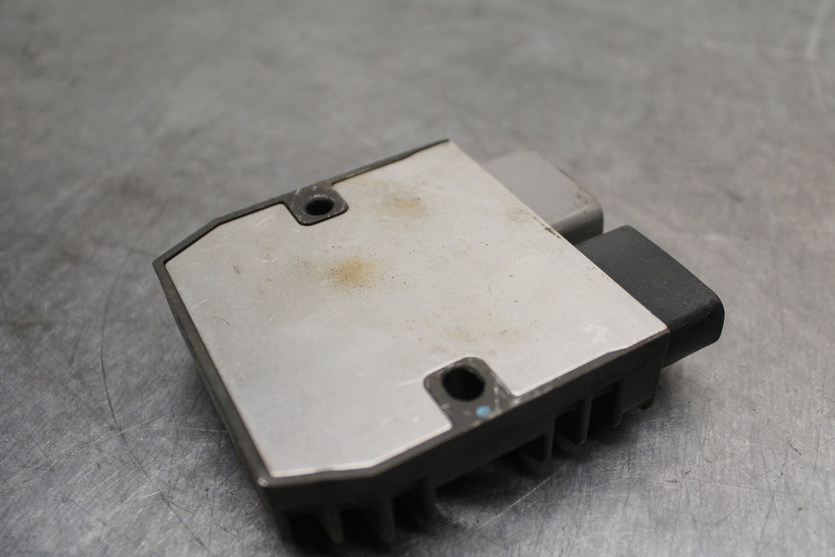 07-08 YAMAHA YZF R1 RECTIFIER VOLTAGE REGULATOR BB724