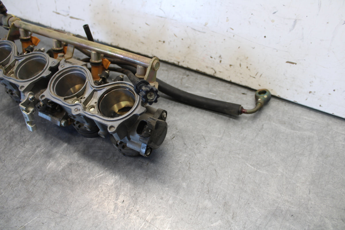 05-06 HONDA CBR600RR MAIN FUEL INJECTORS / THROTTLE BODIES 16401-MEE-A01 BB655