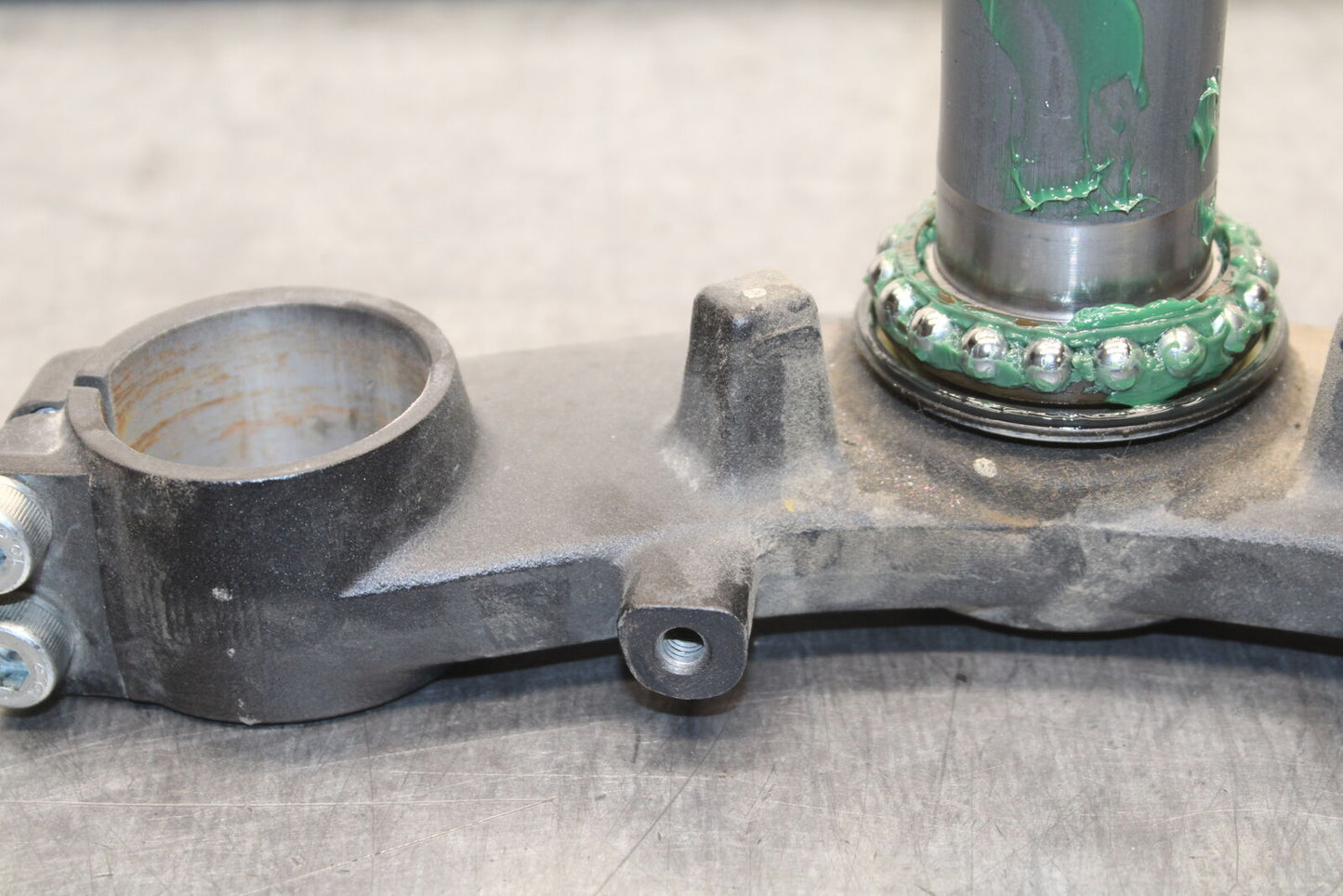 18-24 KAWASAKI NINJA 650 FRONT FORKS CLAMP LOWER TRIPLE TREE STEM BB725