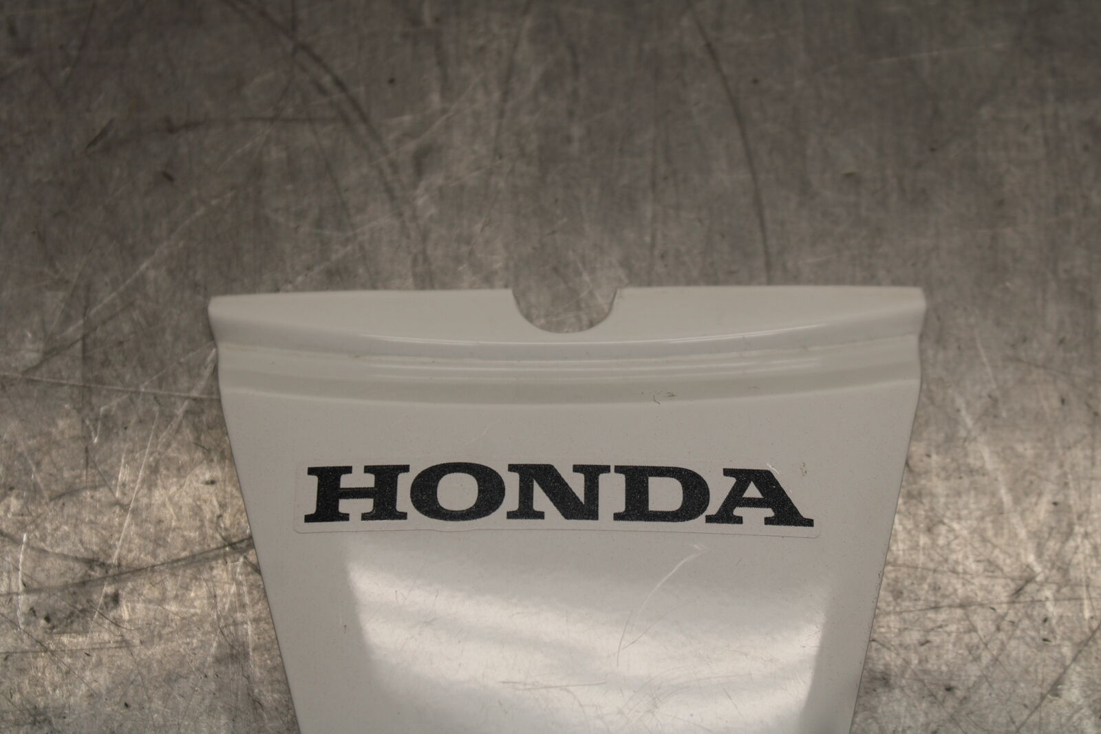 08 HONDA CBR125R CENTER REAR BACK TAIL FAIRING COVER TRIM COWL BB114