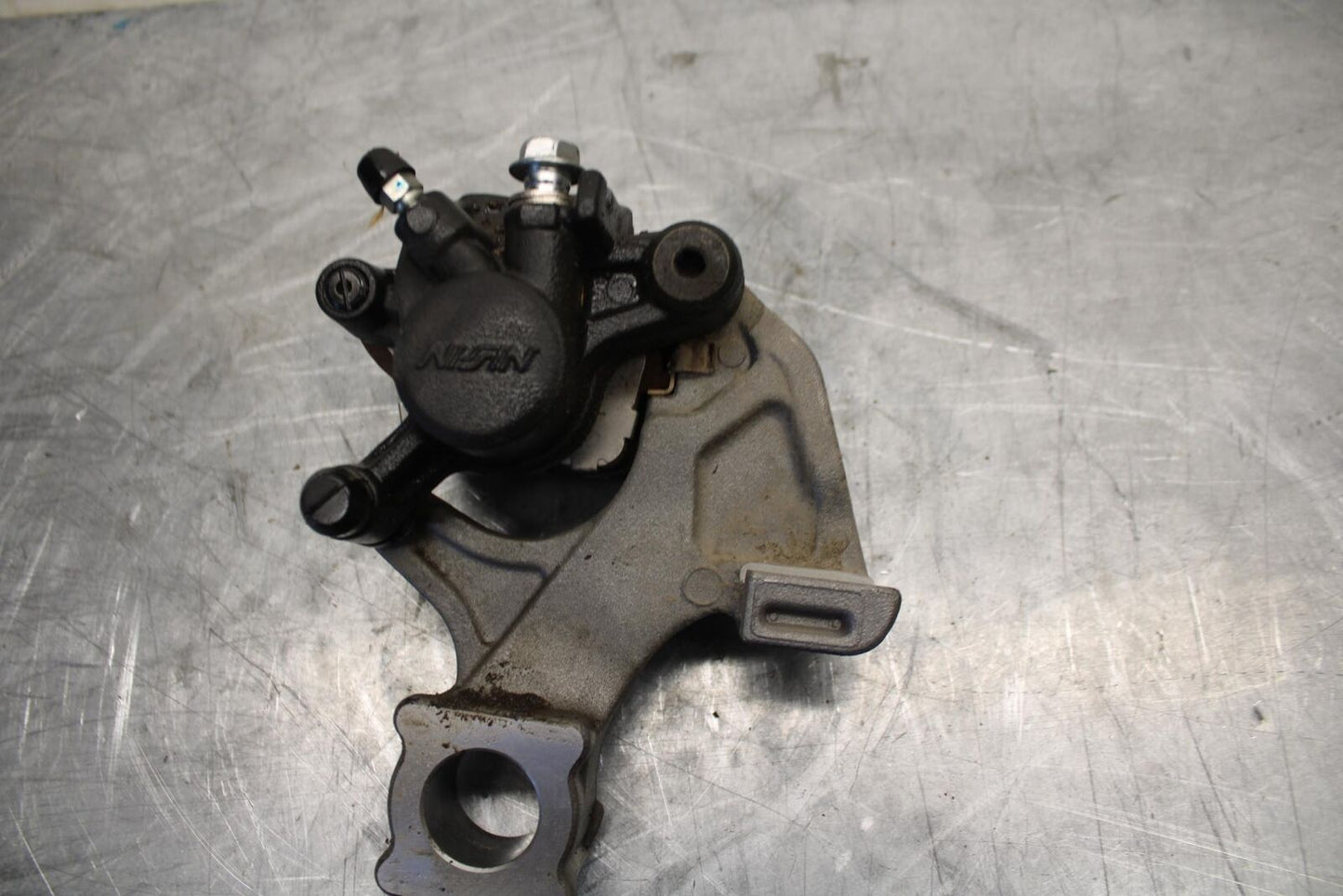 15-21 SUZUKI GSXR600 REAR BACK BRAKE CALIPER W MOUNT BRACKET BB463