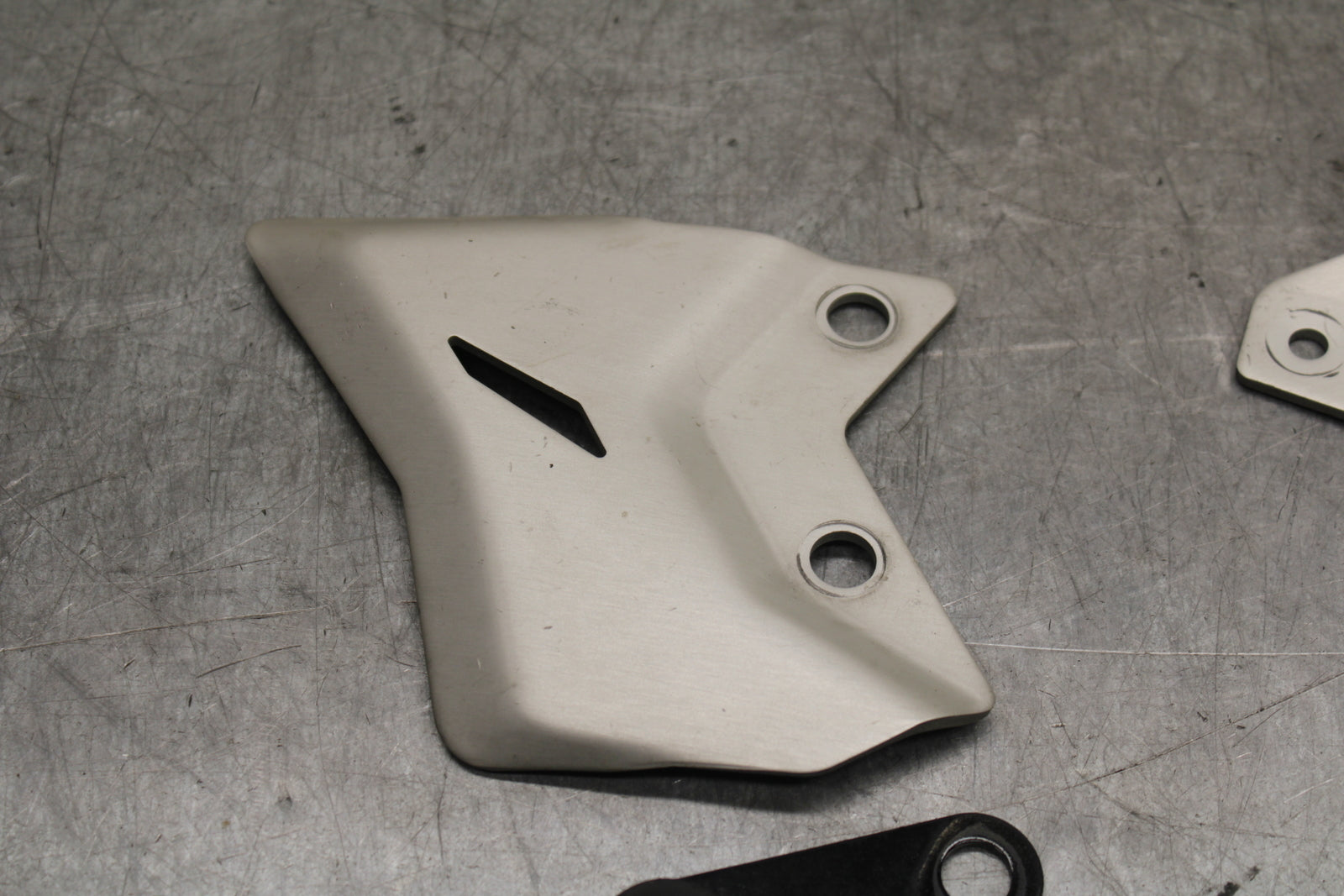 18-24 KAWASAKI NINJA 650  REARSET REAR HEEL GUARD COVER SET BB725