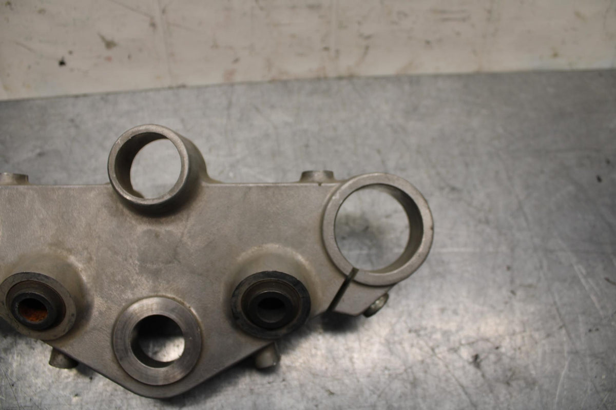 2001 Honda ST1100 FORKS UPPER TRIPLE TREE CLAMP BB77