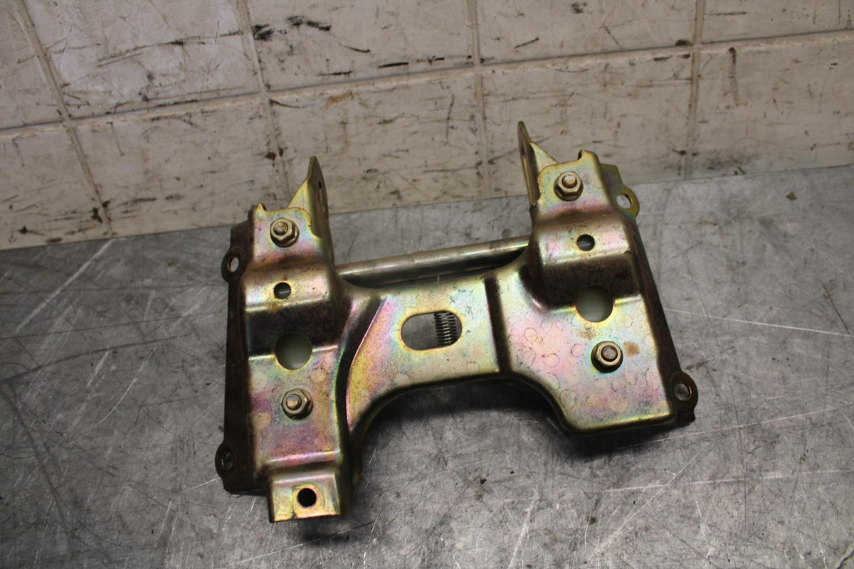 2004 Honda ST1300  SEAT MOUNTING BRACKET MOUNT BB49