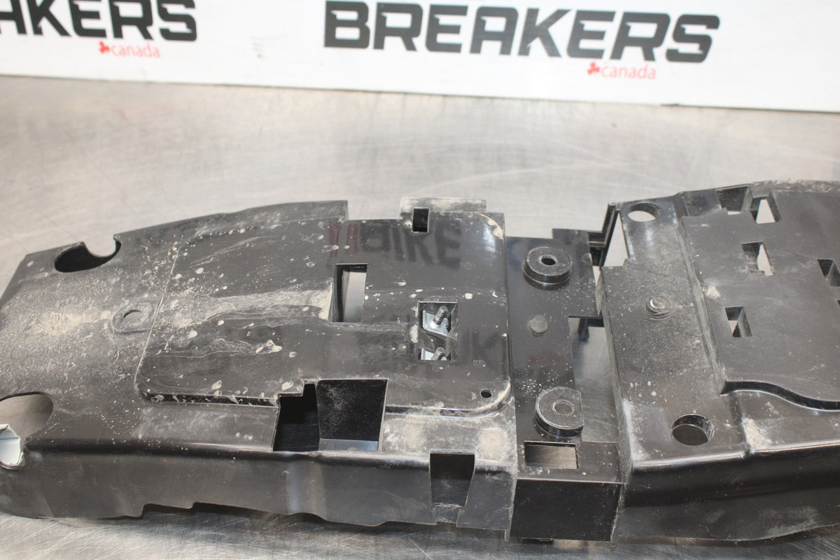 08-16 YAMAHA YZF R6 REAR BACK TAIL UNDERTAIL BATTERY TRAY PLASTIC BB856