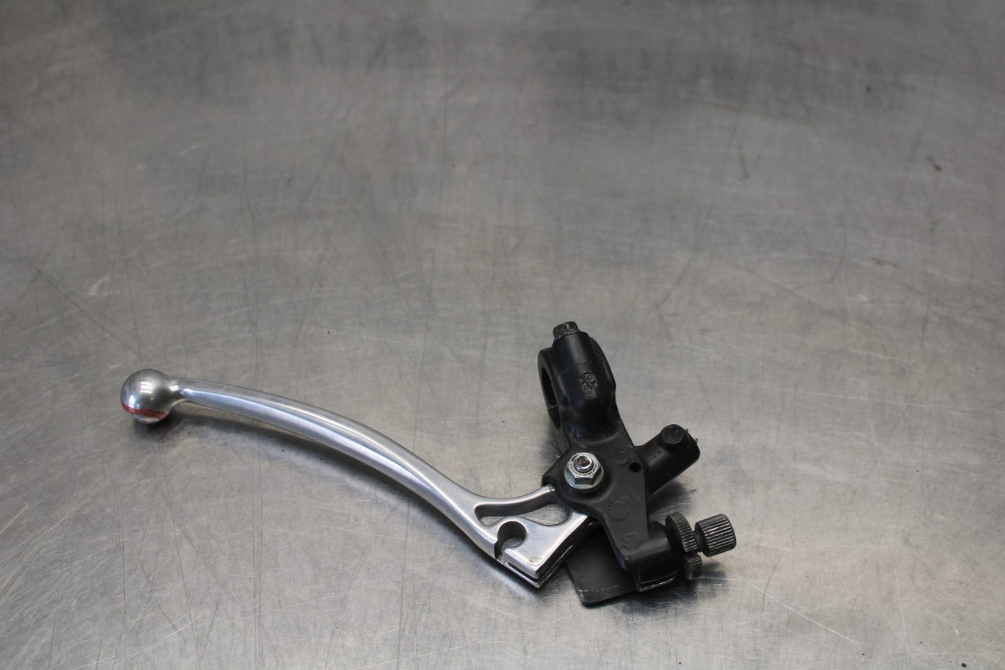 01-06 HONDA CBR600F4I CLUTCH PERCH MOUNT WITH LEVER  BB185