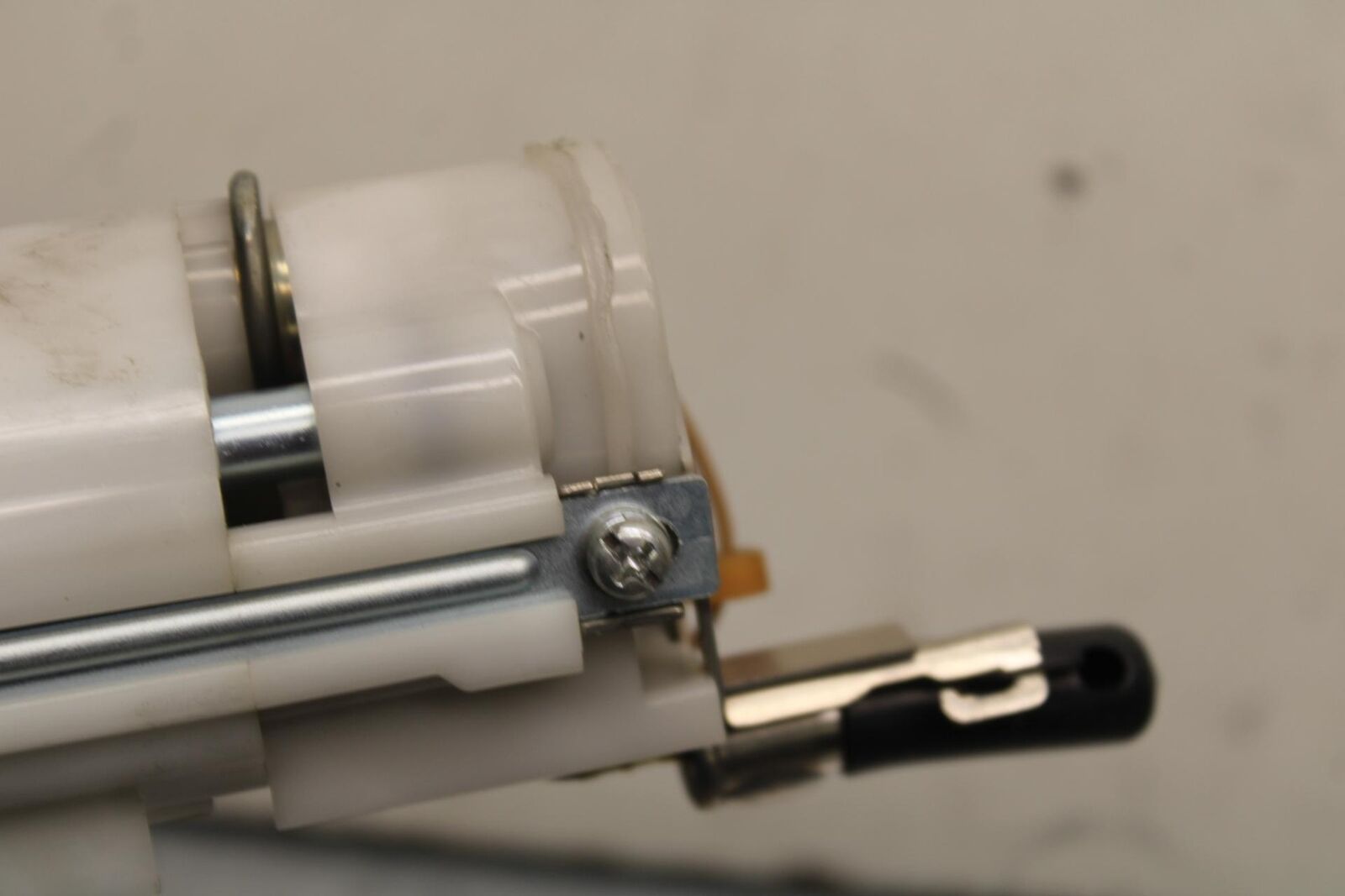 09-12 KAWASAKI NINJA ZX6R FUEL PUMP GAS PETROL SENDER UNIT 49040-0023 BB617