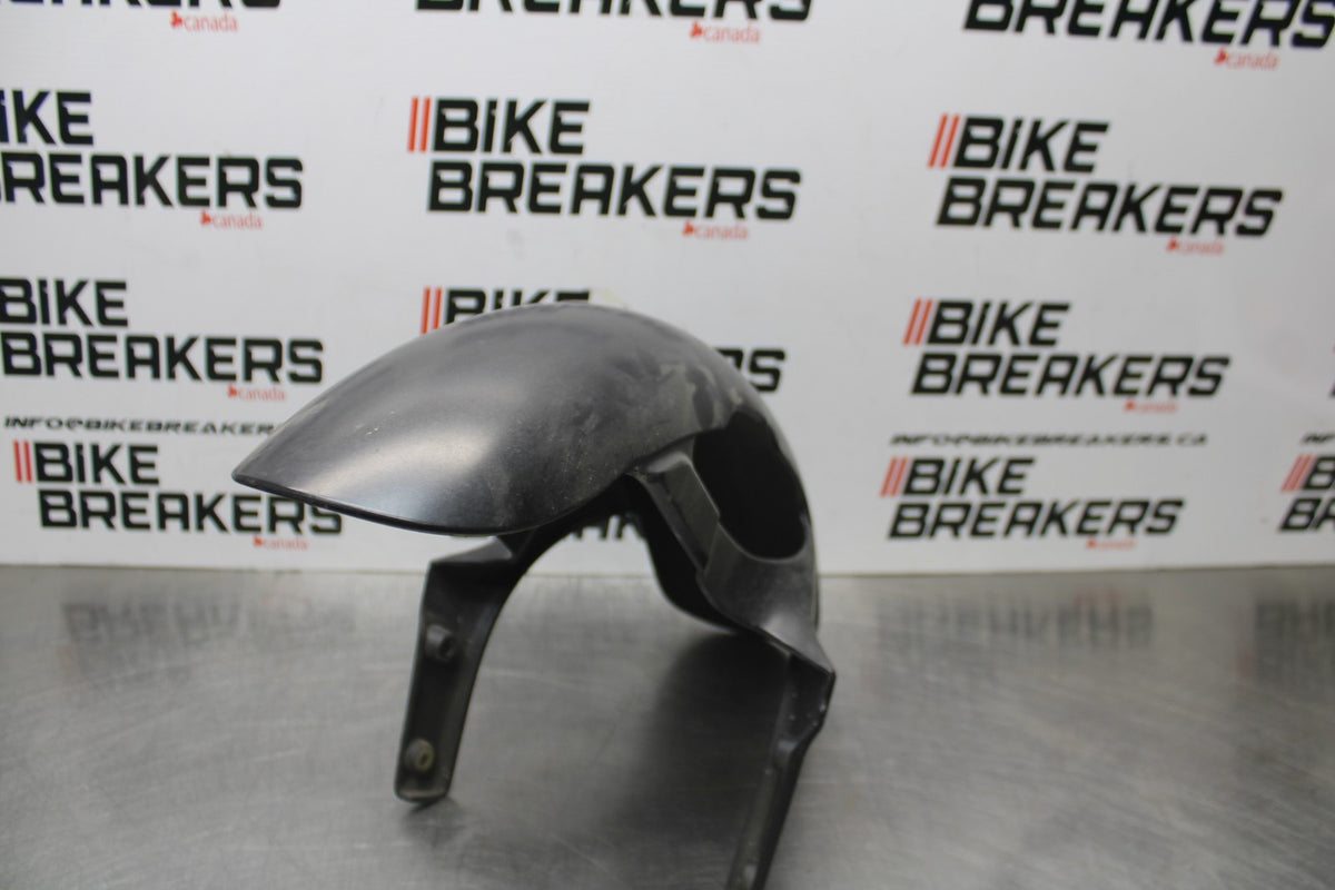 02 DUCATI MONSTER 620 FRONT WHEEL FENDER COWL FAIRING BB851