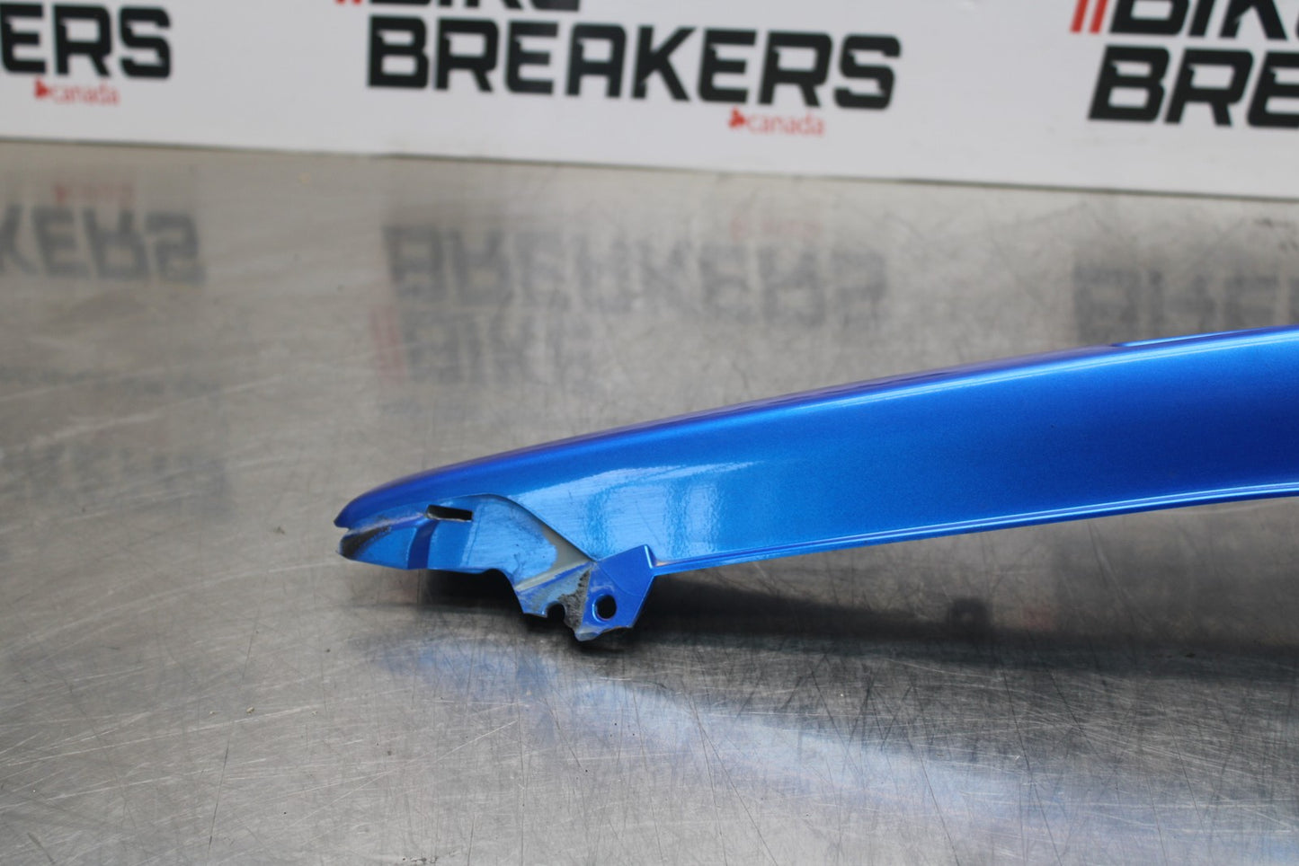 09-10 KAWASAKI ER-6N LEFT REAR BACK TAIL FAIRING COWL SHROUD BB205