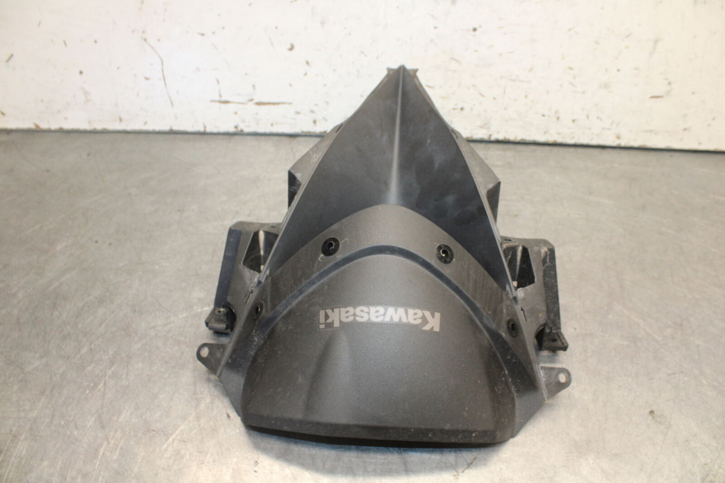 09-12 KAWASAKI NINJA ZX6R FRONT CENTER COWL FAIRING BB698