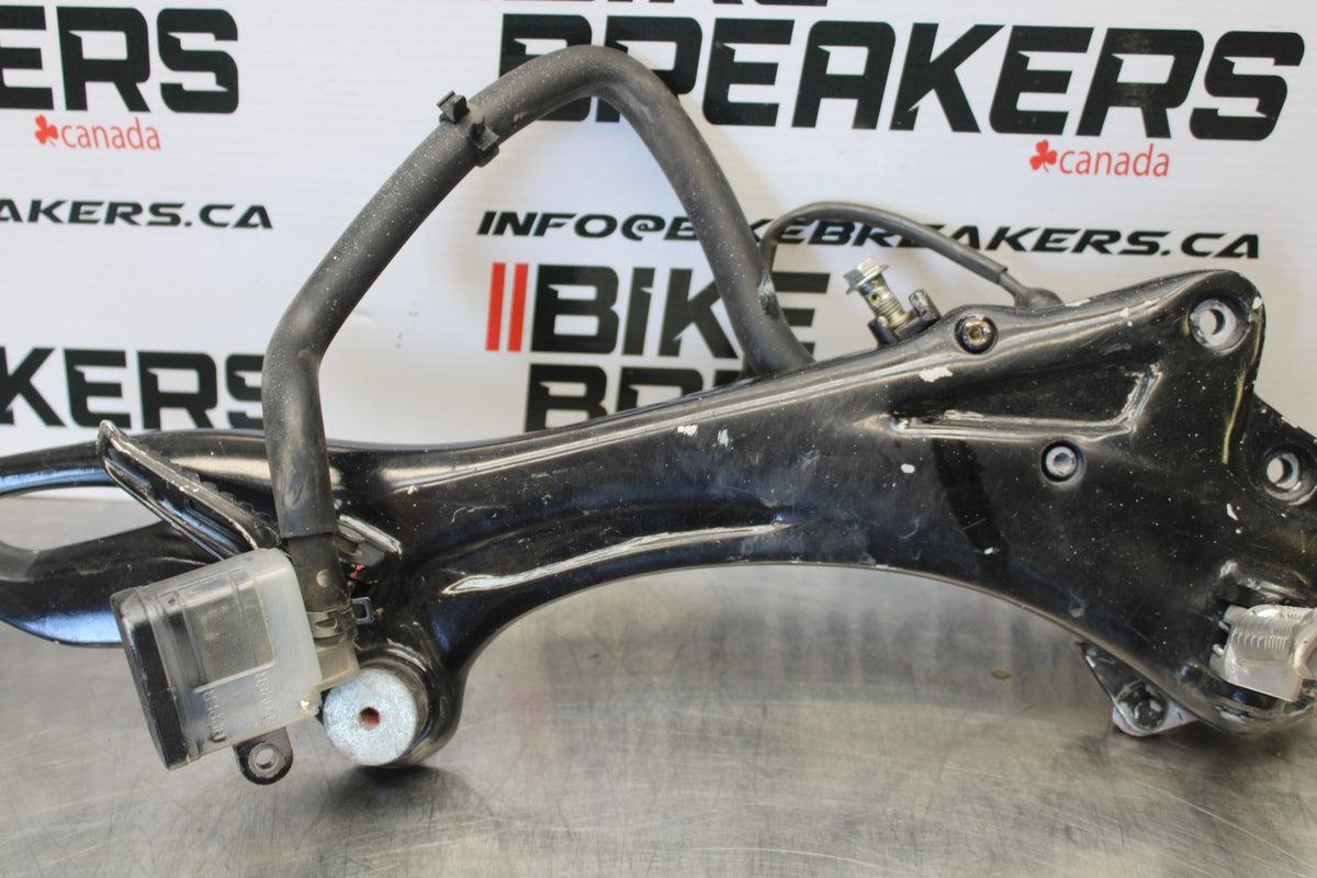 10 SUZUKI SV650 RIGHT REARSET REAR SET DRIVER FOOT PEG REST STOP BB181