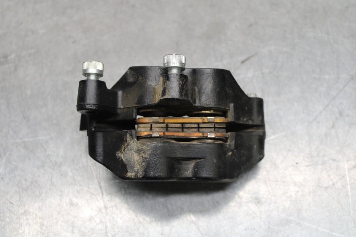 22-24 INDIAN CHIEF BOBBER DARK HORSE LEFT FRONT BRAKE CALIPER BB717