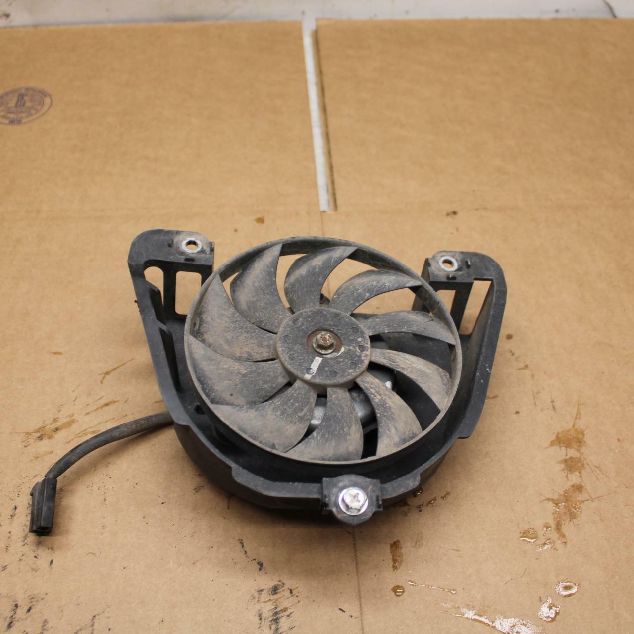 15-17 YAMAHA YZF R3 ENGINE RADIATOR COOLING FAN BB380