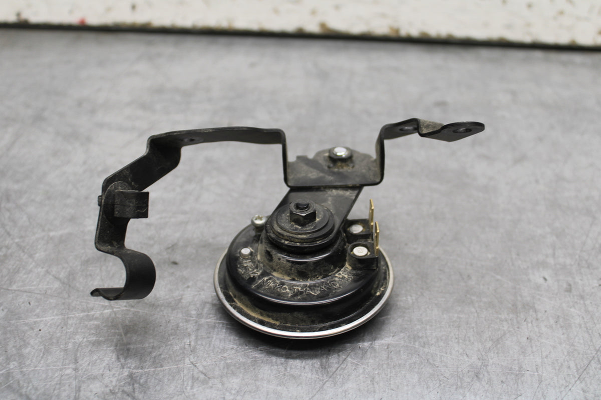 24 KAWASAKI NINJA 500 ABS HORN SIGNAL BB730