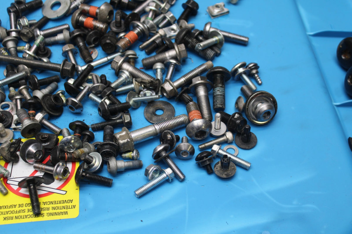 23-24 YAMAHA MT-07 MOUNTING BOLTS HARDWARE SCREWS BB927
