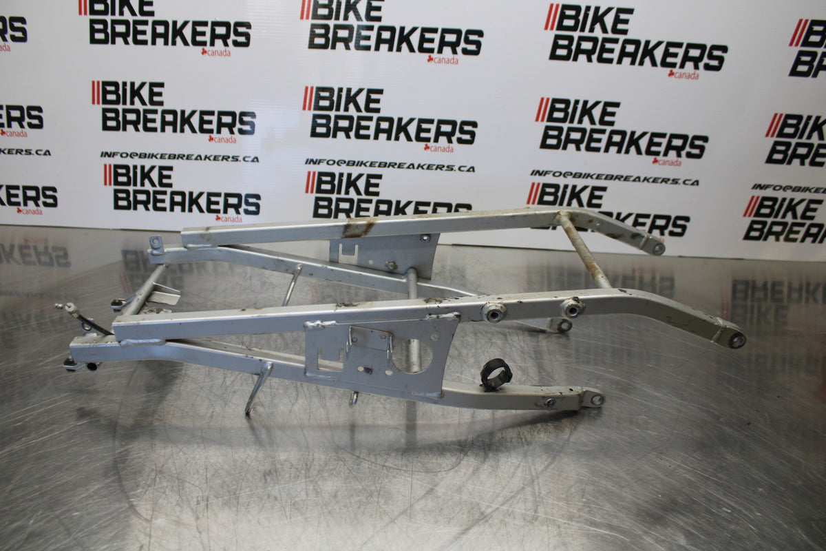 98-05 HONDA SUPER HAWK 1000 VTR1000F REAR SUBFRAME BACK SUB FRAME BB152