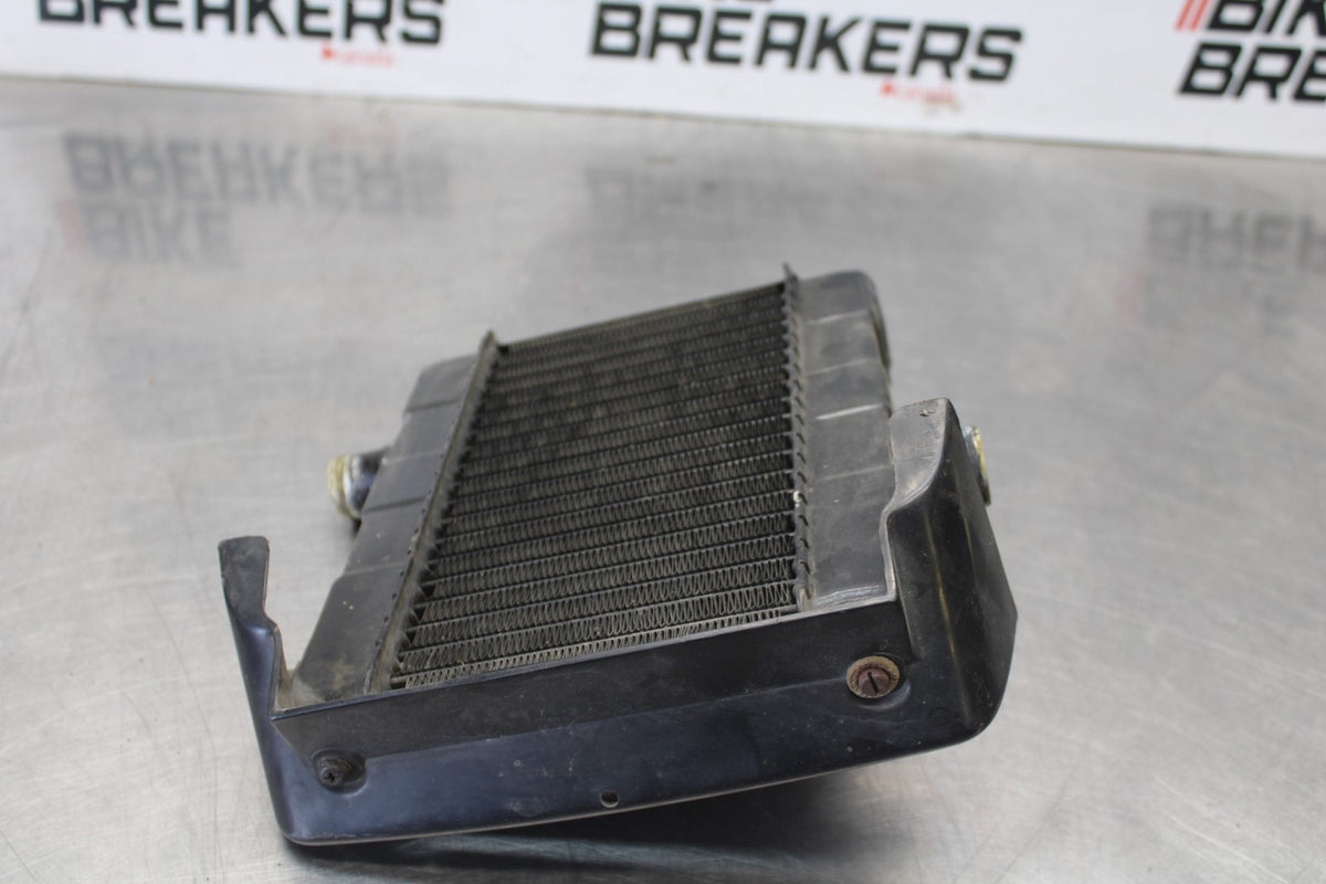 84 HONDA INTERCEPTOR 1000 VF1000F ENGINE RADIATOR MOTOR COOLING RADIATER  BB878