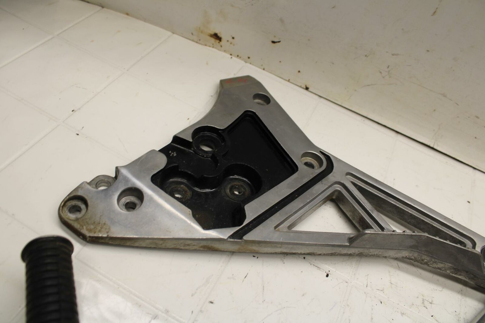 86-89 YAMAHA FJ1200 RIGHT LEFT REARSETS REAR SET DRIVER FOOT PEGS  BB11