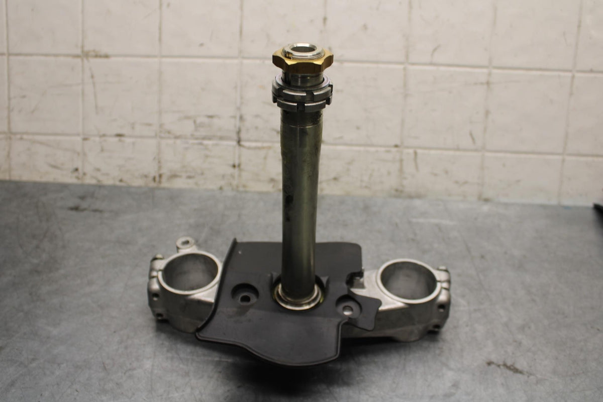 11-23 SUZUKI GSXR 750 FRONT FORKS CLAMP LOWER TRIPLE TREE STEM BB55
