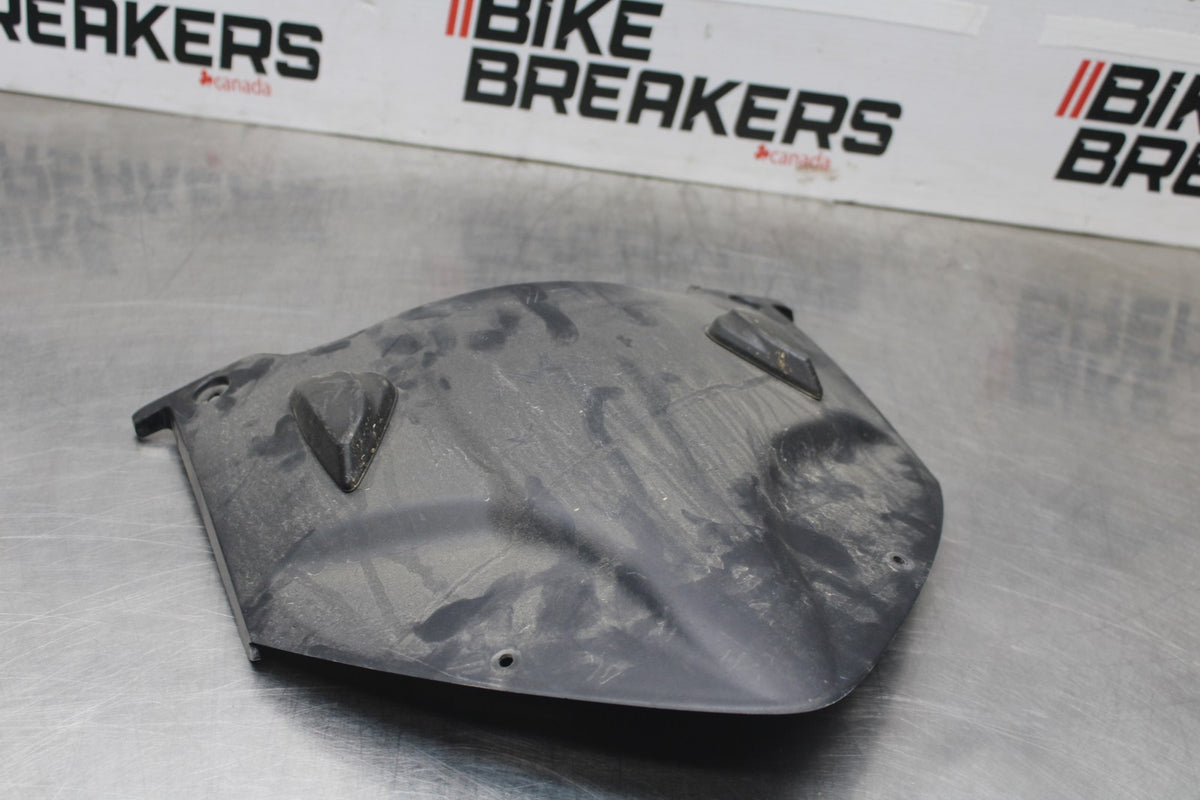 09 KAWASAKI CONCOURS 14 ZG1400B LOWER FRONT UPPER INNER HEADLIGHT FAIRING BB875