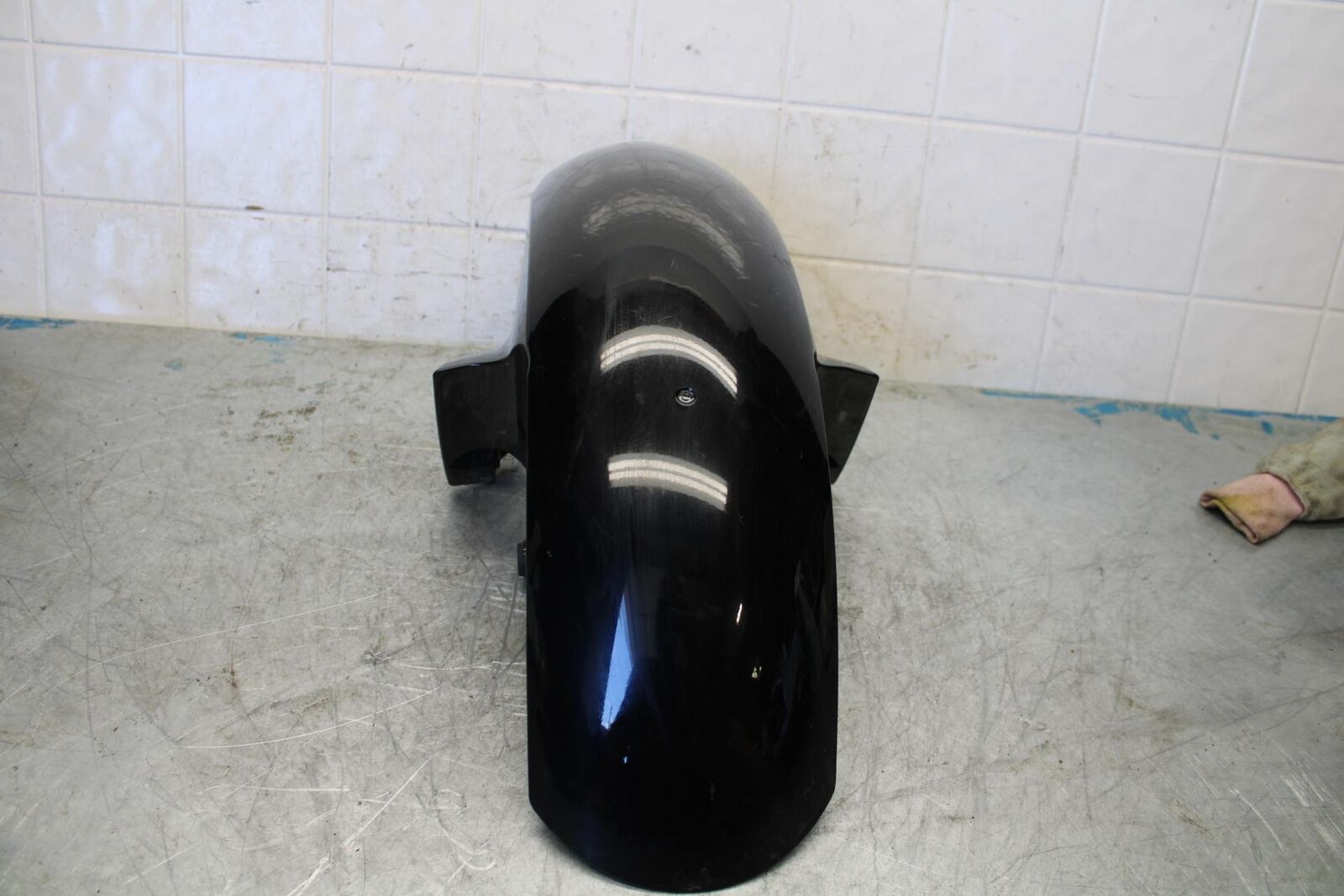 08-16 YAMAHA YZF R6 BLACK FRONT WHEEL FENDER COWL FAIRING  BB431