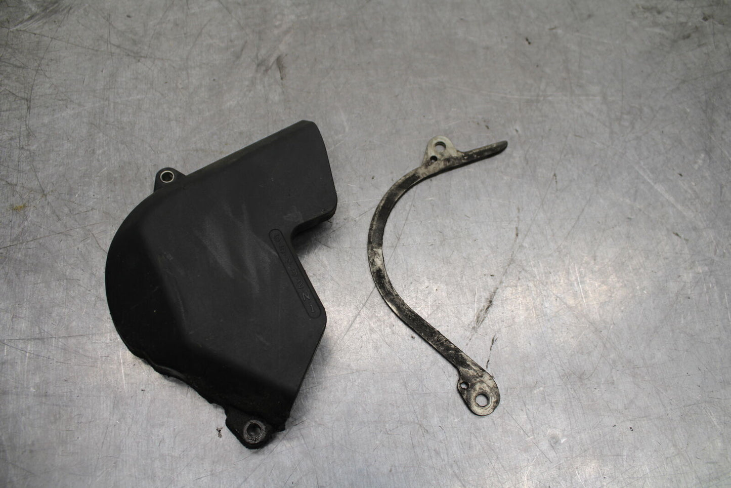 05-06 HONDA CBR600RR ENGINE SPROCKET COVER BB727