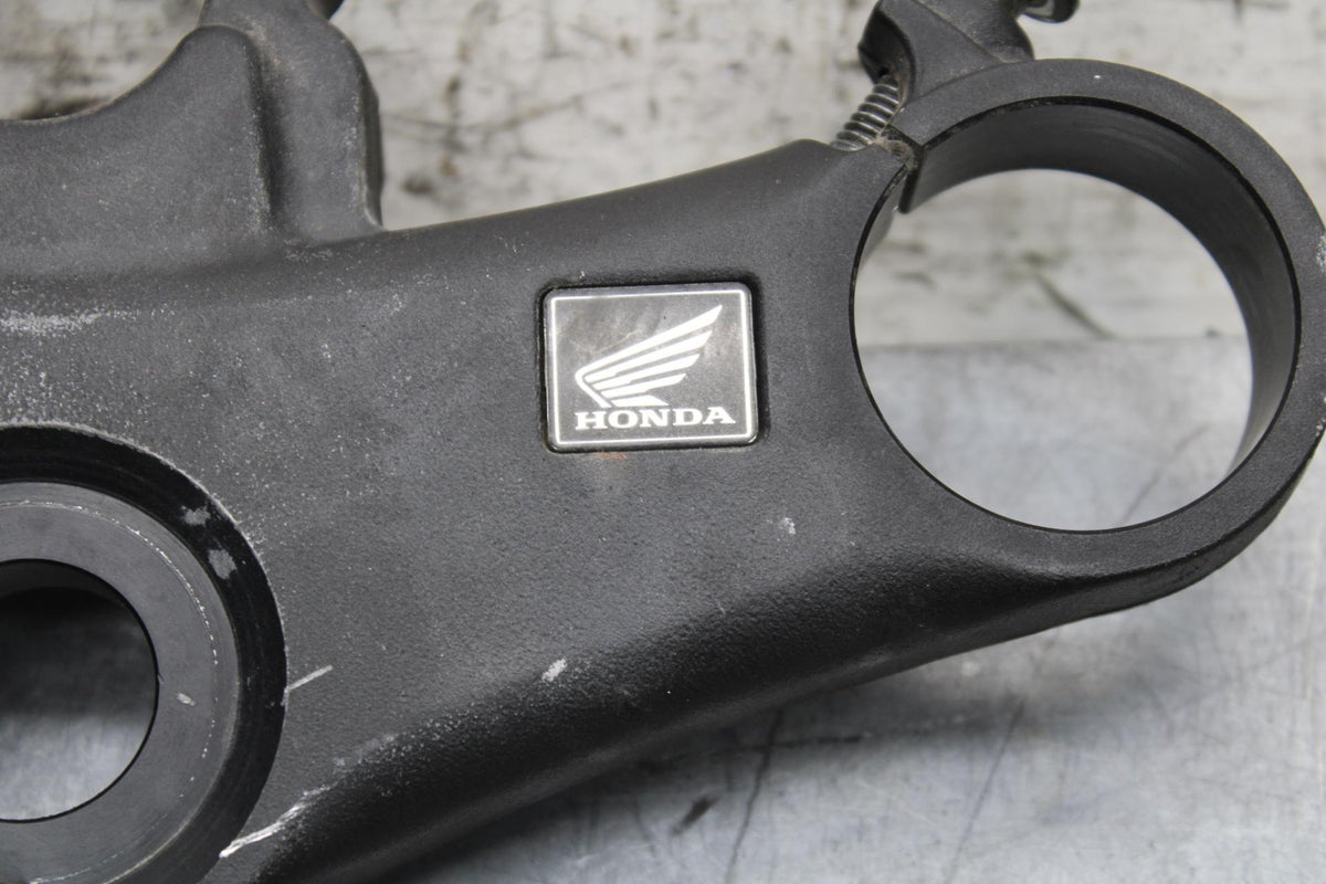 2006 Honda CBR600F4i FORKS UPPER TRIPLE TREE CLAMP 53300-MBW-H90 BB567