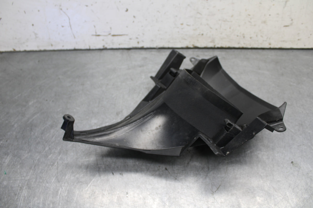 09-12 KAWASAKI NINJA ZX6R FRONT CENTER COWL FAIRING BB698