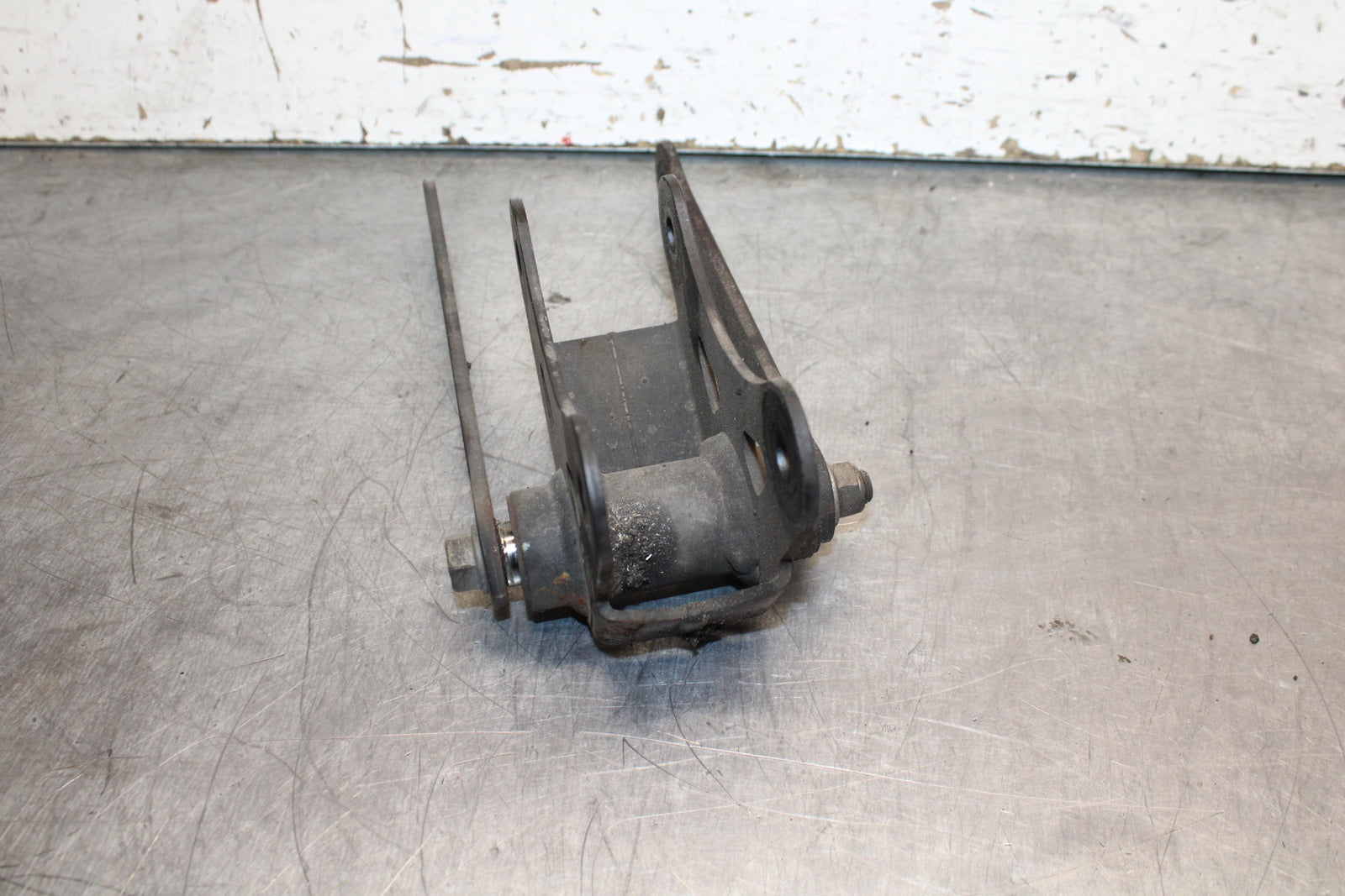 19-22 KAWASAKI Z400 REAR DOGBONE SHOCK LINKAGE LINK BB738