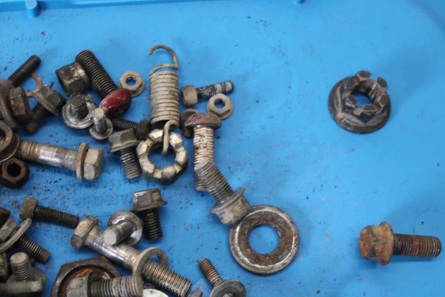 01-05 YAMAHA RAPTOR 660R  MOUNTING BOLTS HARDWARE MOTOR SCREWS BB695