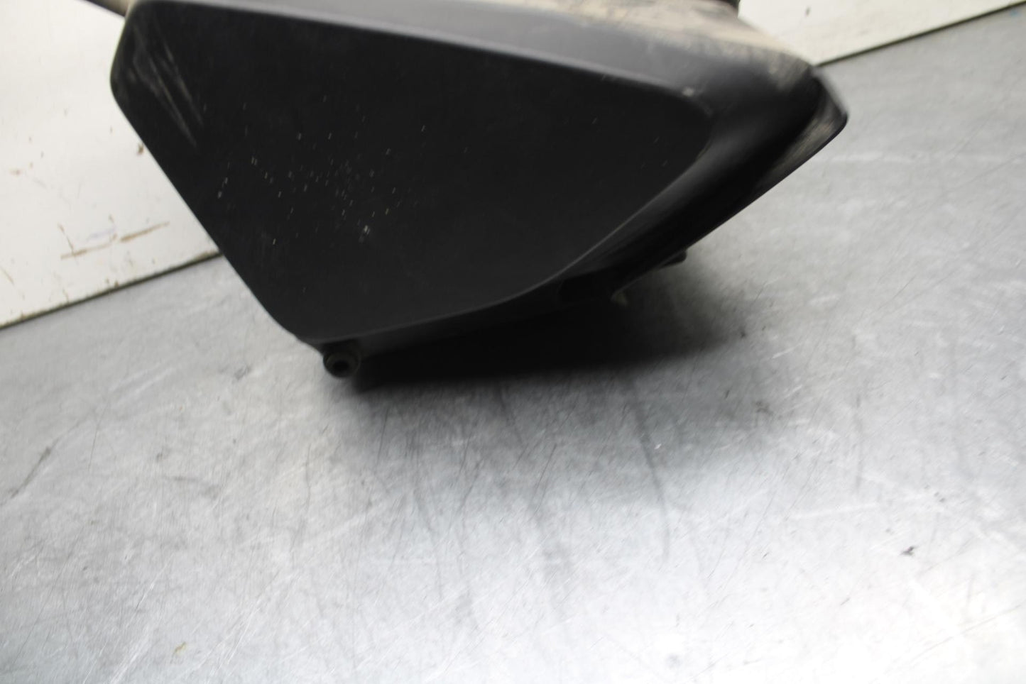 16-18 KTM 690 DUKE AIRBOX AIR INTAKE FILTER BOX BB631