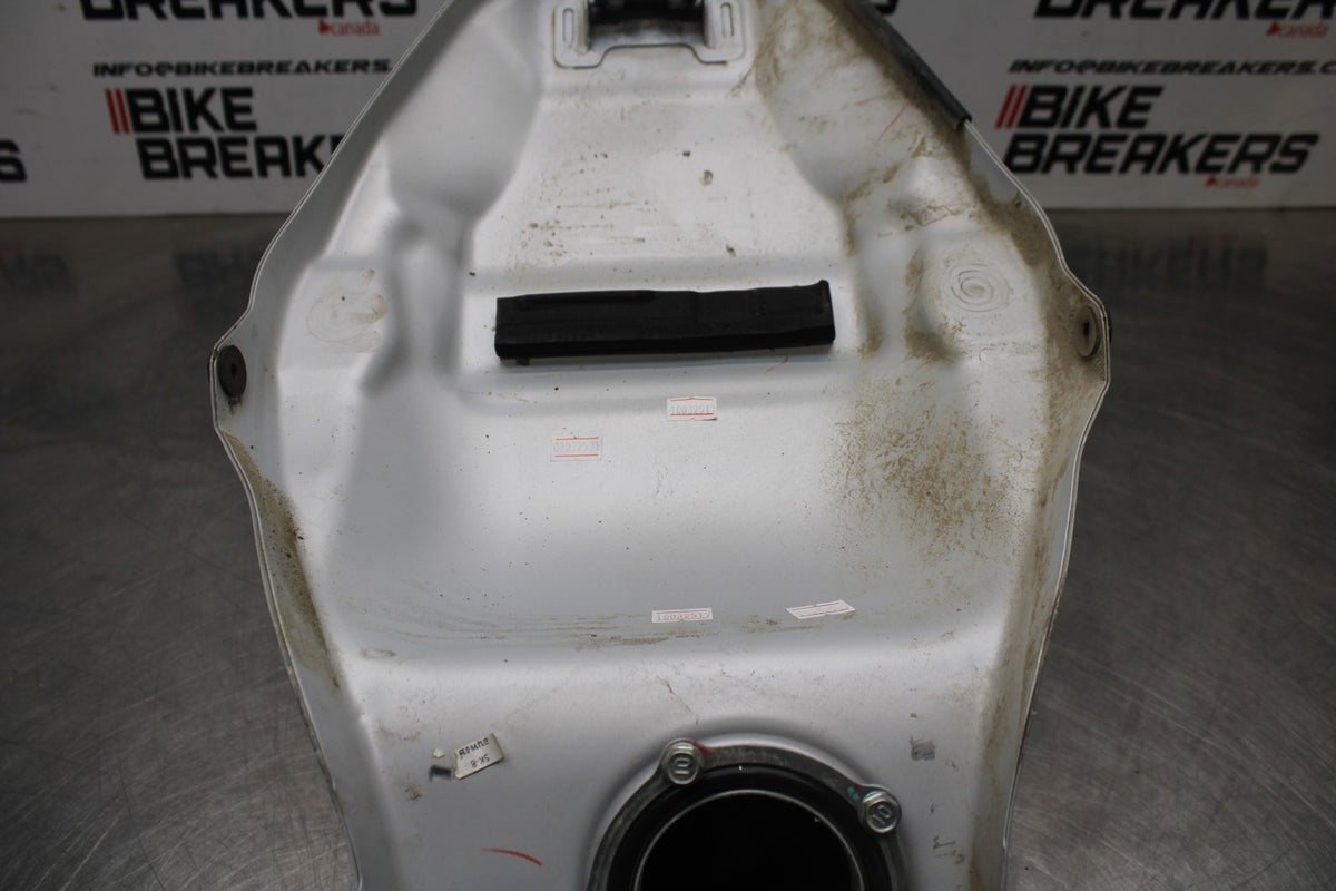 23-26 KAWASAKI NINJA ZX4RR GAS TANK FUEL CELL PETROL RESERVOIR BB872
