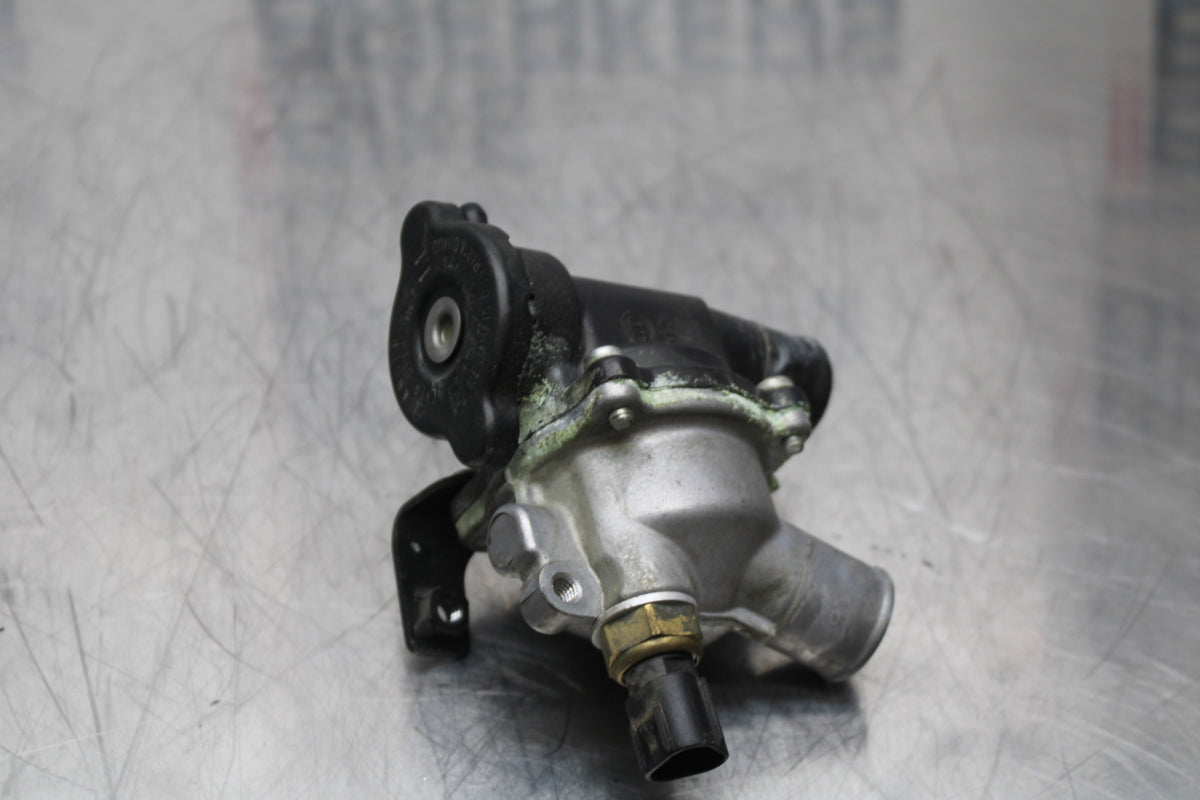 07 KAWASAKI Z1000 THERMOSTAT W HOUSING ASSEMBLY BB148